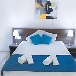 Stephanie Larnaca