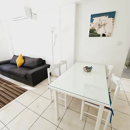 Apartment Stephanie Larnaca