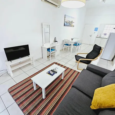 Apartment Stephanie Larnaca