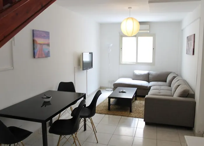 Stephanie Apartman *