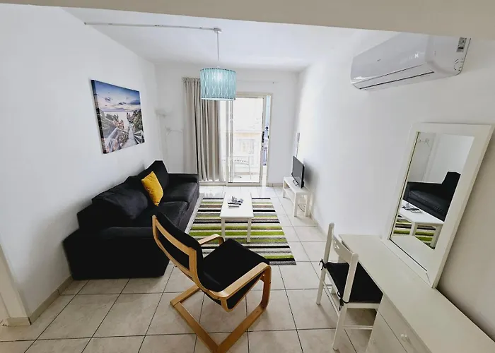 Stephanie Apartman Lárnaka