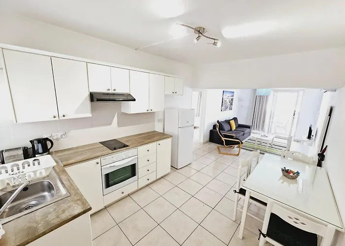 Stephanie Apartman *